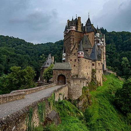 Wein Und Gaestehaus Scheid Sankt Aldegund Buitenkant foto