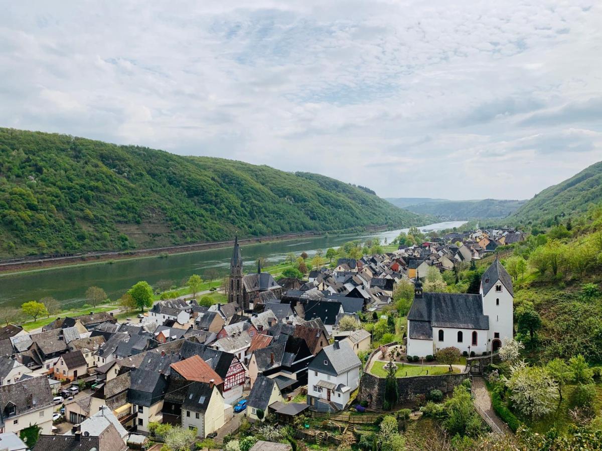 Wein Und Gaestehaus Scheid Sankt Aldegund Buitenkant foto